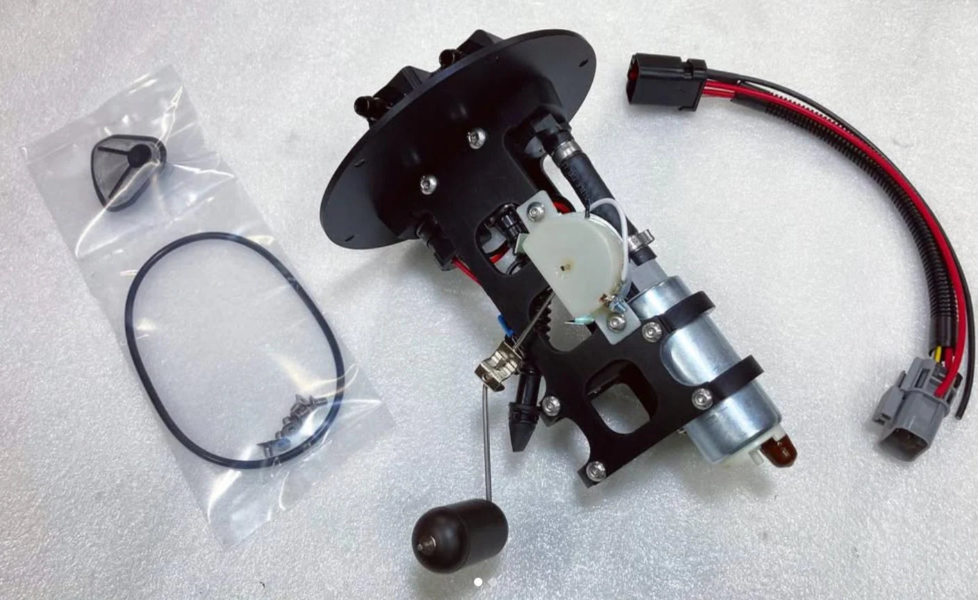 2ファミリータイプ Polar Engineering - Modular Fuel Pump Hanger (2+2) Nissan Z32